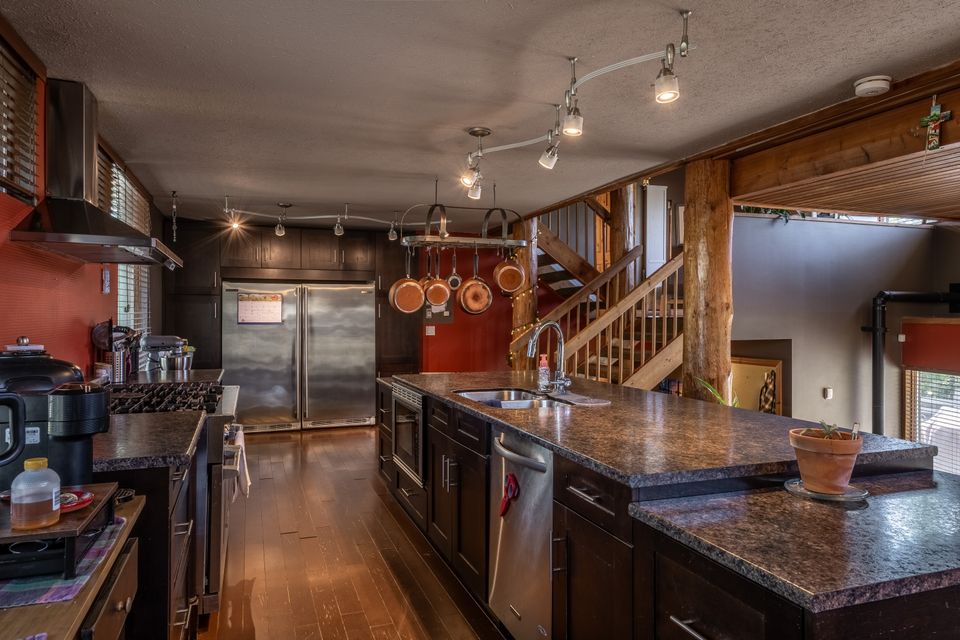 1-5616-50th-avenue-hdr-8 at 1 - 5616 50th Avenue, Downtown, Yellowknife