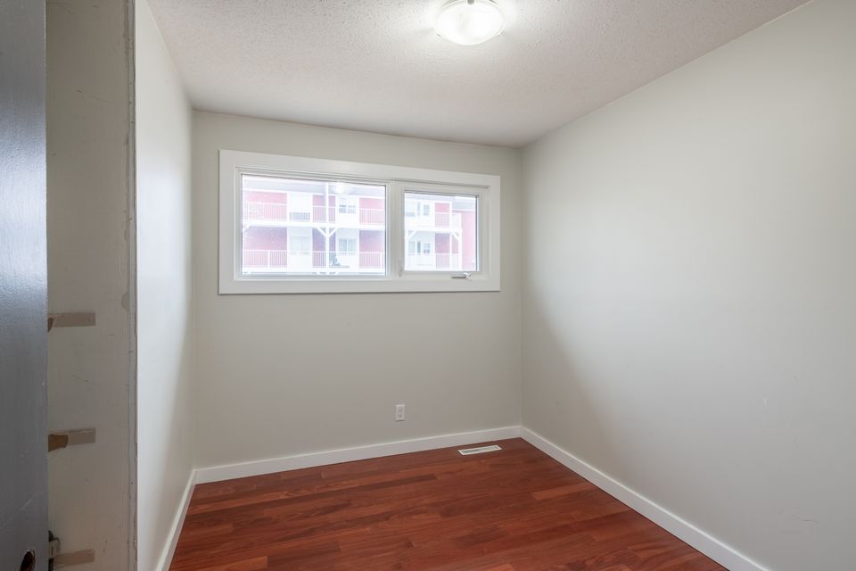 5605-51a-avenue-hdr-17 at 5606 51 A Avenue, Downtown, Yellowknife