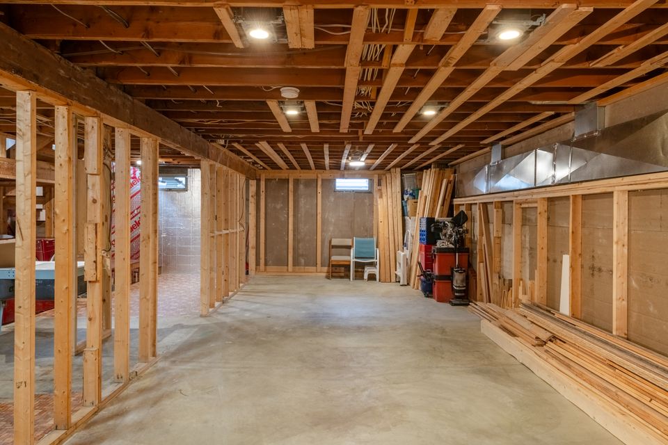 5605-51a-avenue-hdr-2 at 5606 51 A Avenue, Downtown, Yellowknife