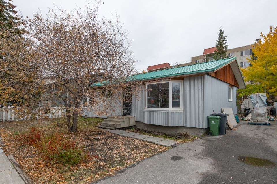 5605-51a-avenue-hdr-22 at 5606 51 A Avenue, Downtown, Yellowknife