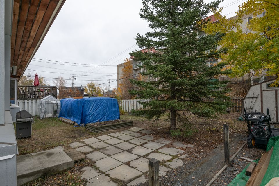 5605-51a-avenue-hdr-23 at 5606 51 A Avenue, Downtown, Yellowknife