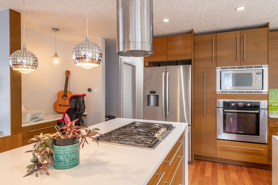 5605-51a-avenue-hdr-9 at 5606 51 A Avenue, Downtown, Yellowknife