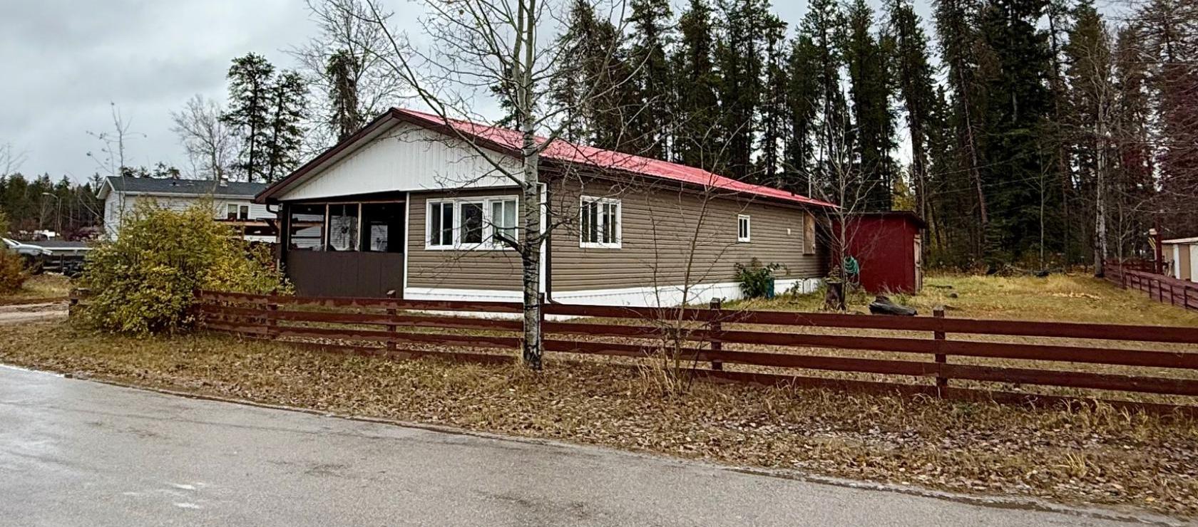 47 Tamarac Crescent, Fort Smith 2