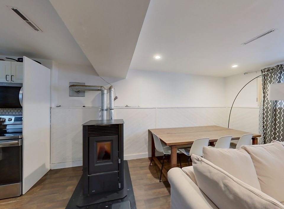 5626-50a-avenue-hdr-12 at 5626 50a Avenue, Downtown, Yellowknife