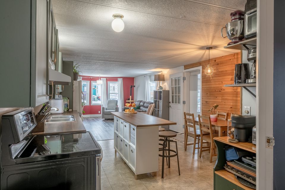 73-horton-crescent-hdr-11 at 73 Horton Crescent, Frame Lake, Yellowknife