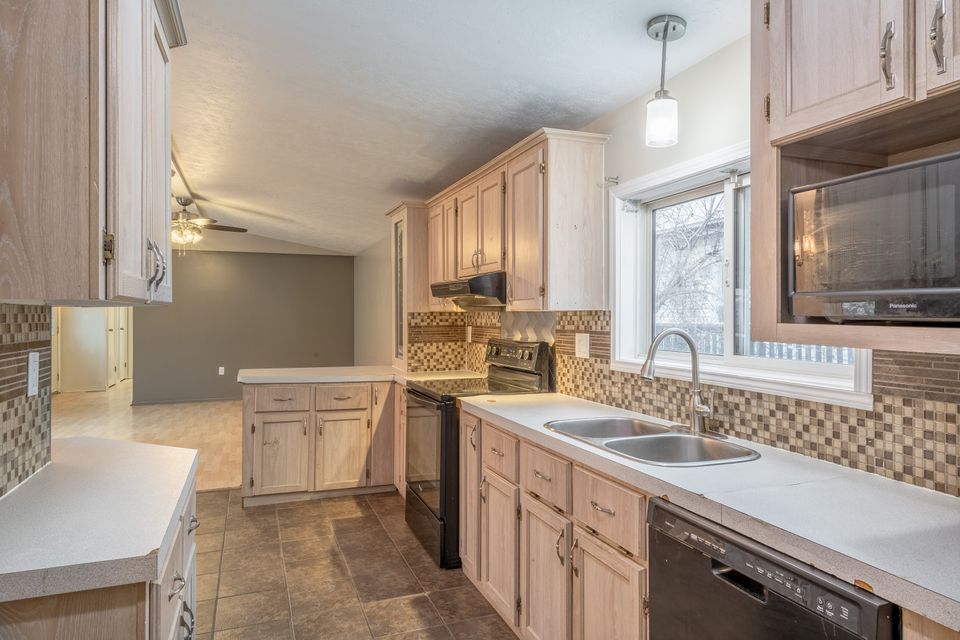 169-wilkinson-crescent-hdr-10 at 169 Wilkinson Crescent, Range Lake, Yellowknife