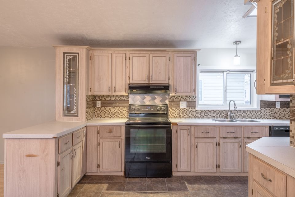 169-wilkinson-crescent-hdr-14 at 169 Wilkinson Crescent, Range Lake, Yellowknife