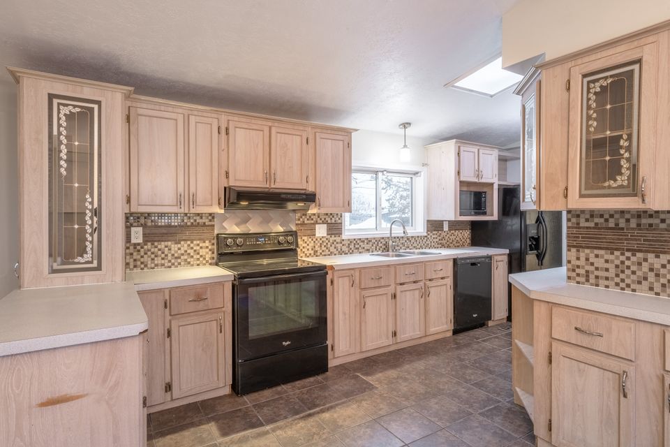 169-wilkinson-crescent-hdr-5 at 169 Wilkinson Crescent, Range Lake, Yellowknife