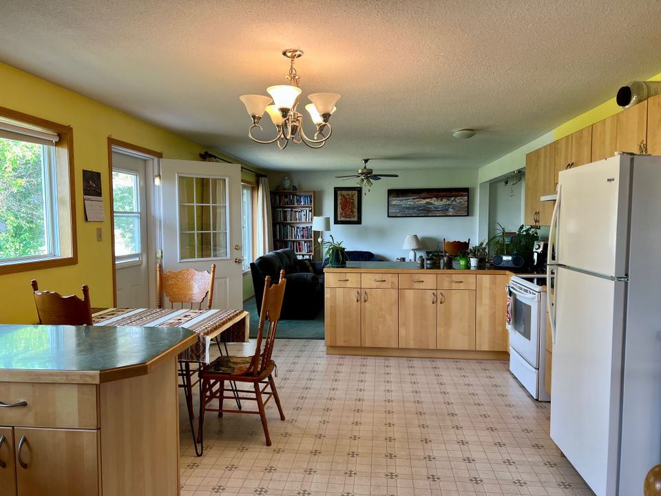 img_9747 at 45 Pelican Street, Fort Smith