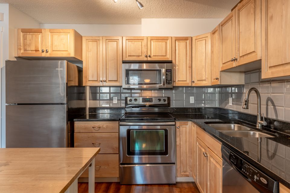 101-4852-school-draw-avenue-hdr-4 at 101 - 4852 School Draw Avenue, Downtown, Yellowknife