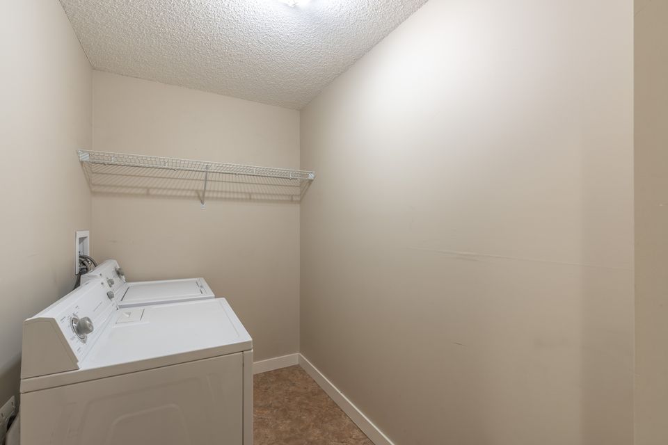 4094854schooldr-4 at 409 - 4854 School Draw Avenue, Downtown, Yellowknife