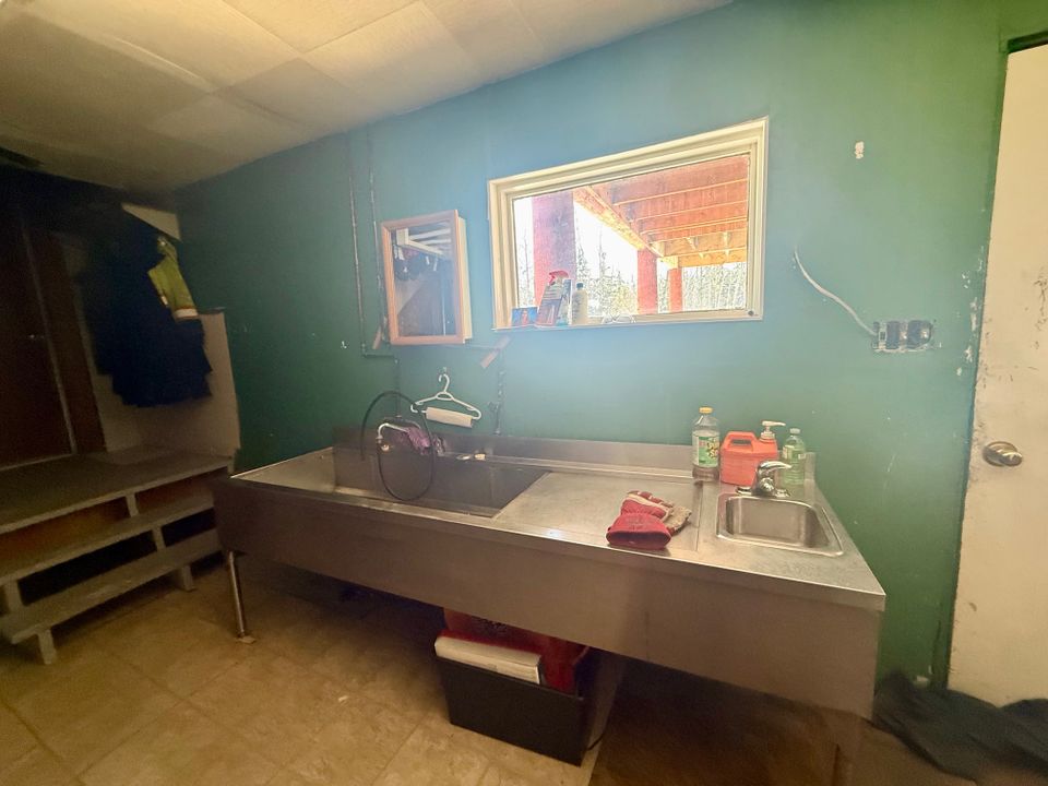 img_4859 at 150 Primrose Lane, Fort Smith