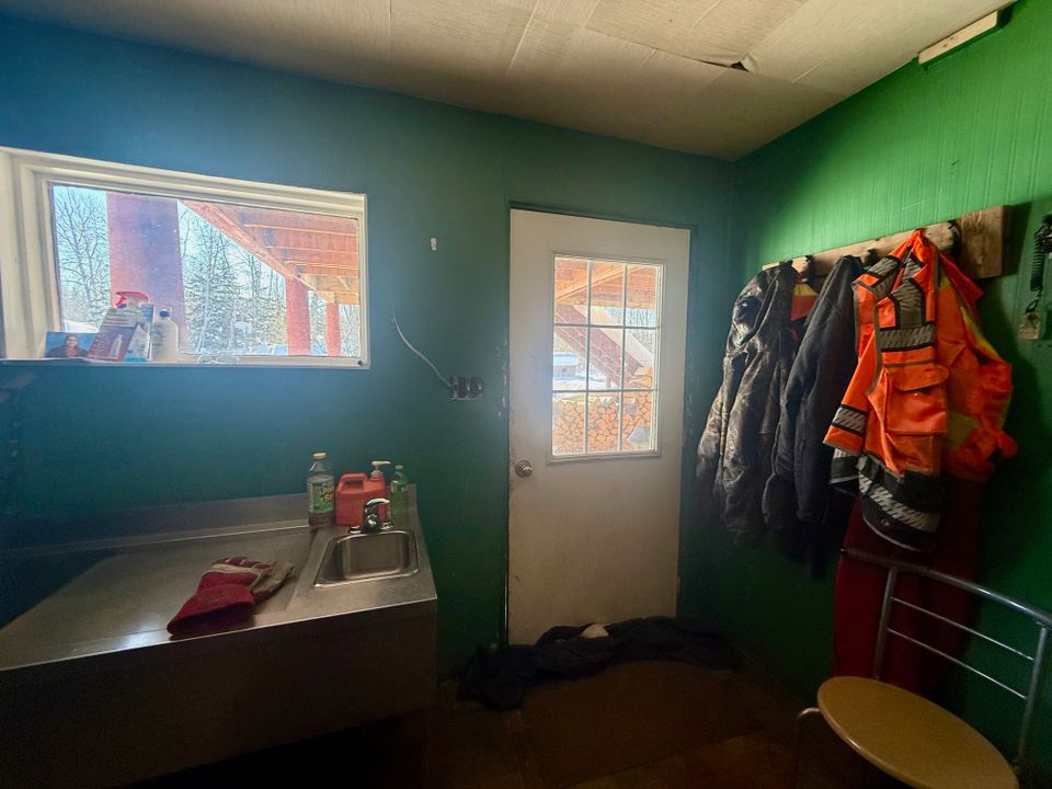 img_4860 at 150 Primrose Lane, Fort Smith