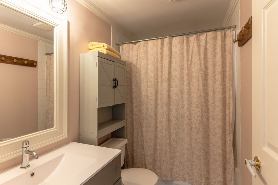 172-jeske-crescent-hdr-17 at 142 Jeske Crescent, Range Lake, Yellowknife