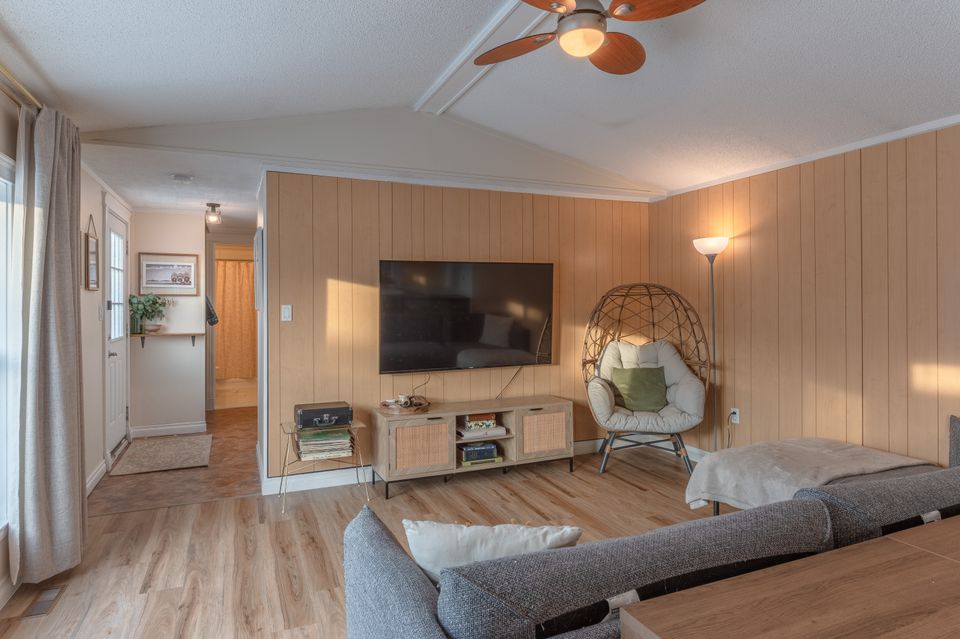 172-jeske-crescent-hdr-18 at 142 Jeske Crescent, Range Lake, Yellowknife