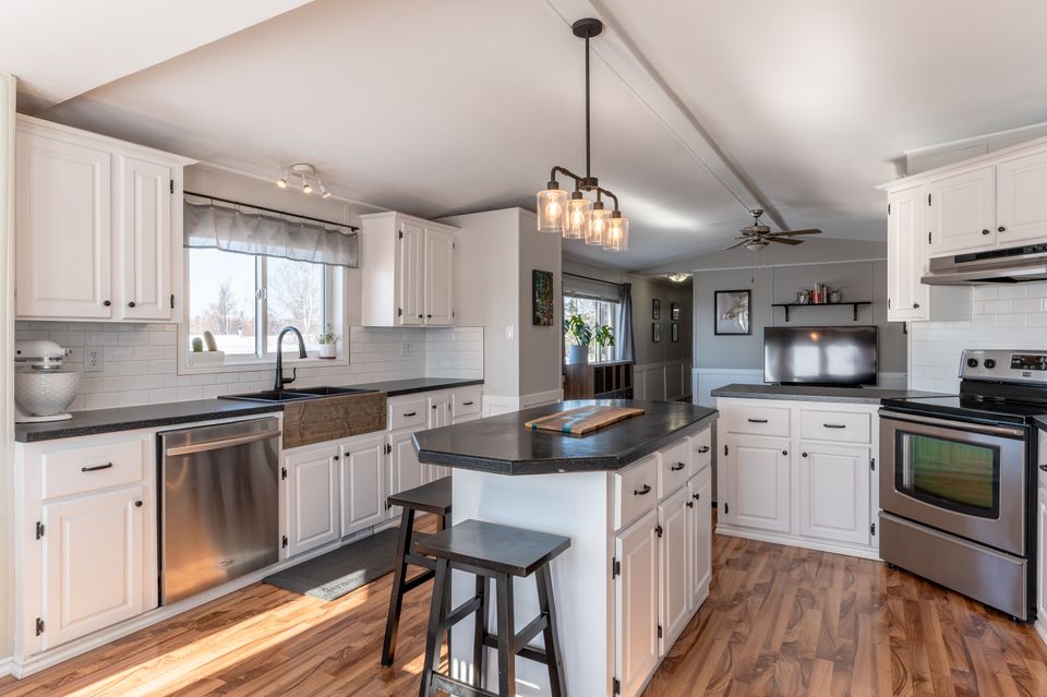 101-willkinson-crescent-hdr-16 at 101 Wilkinson Crescent, Range Lake, Yellowknife