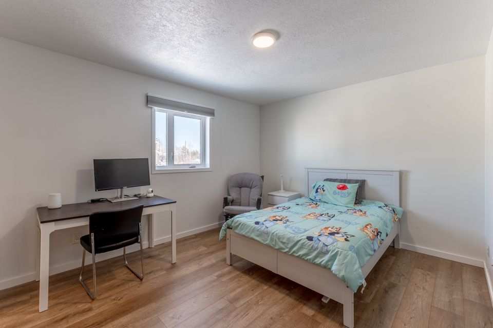 2-glowach-court-hdr-12 at 2 Glowach Court, Frame Lake, Yellowknife