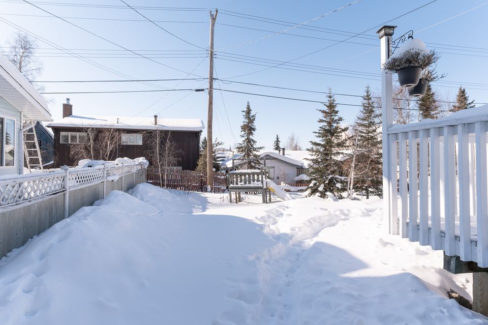 2-glowach-court-hdr-32 at 2 Glowach Court, Frame Lake, Yellowknife