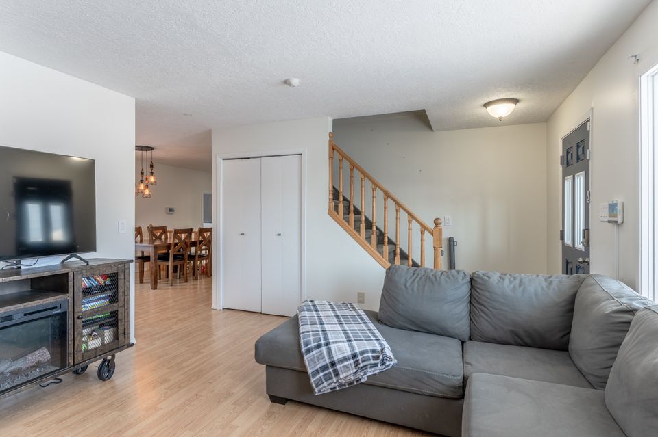 2-glowach-court-hdr-5 at 2 Glowach Court, Frame Lake, Yellowknife