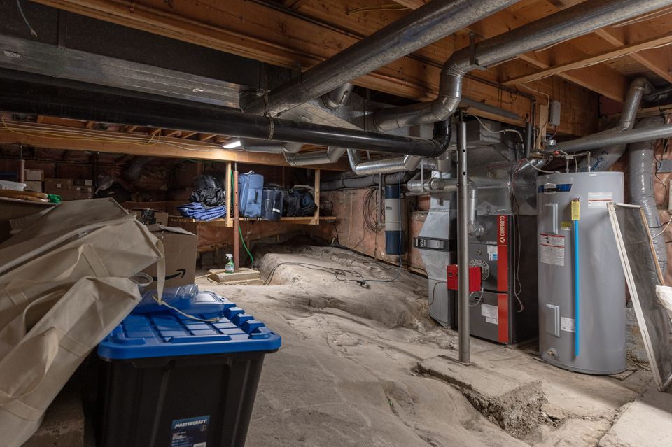 9-england-crescent-hdr-34 at 9 England Crescent, Frame Lake South, Yellowknife