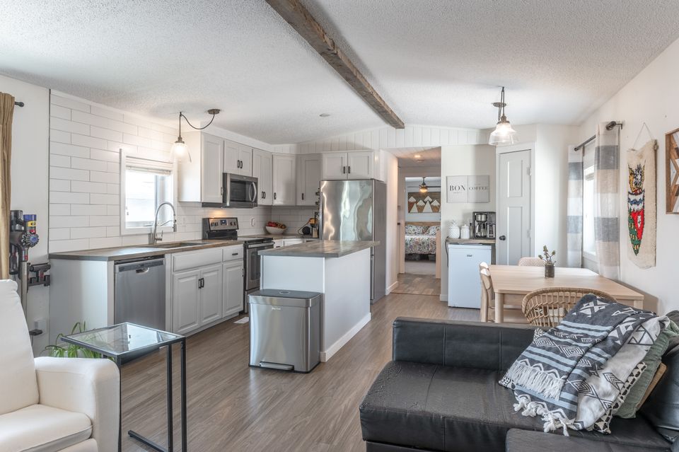 71-mandeville-drive-hdr-12 at 71 Mandeville Dr, Range Lake, Yellowknife