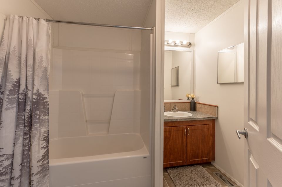 125-con-road-hdr-5 at 125 Con Road, Con Area, Yellowknife