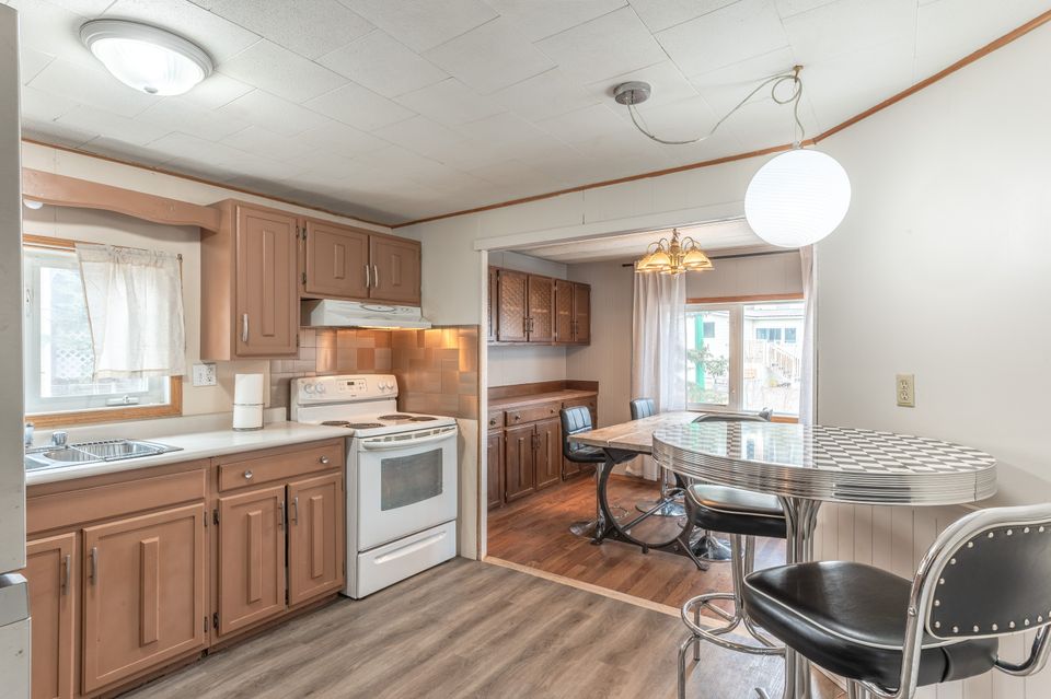 4807-54th-street-hdr-8 at 4807 54th Avenue, Downtown, Yellowknife