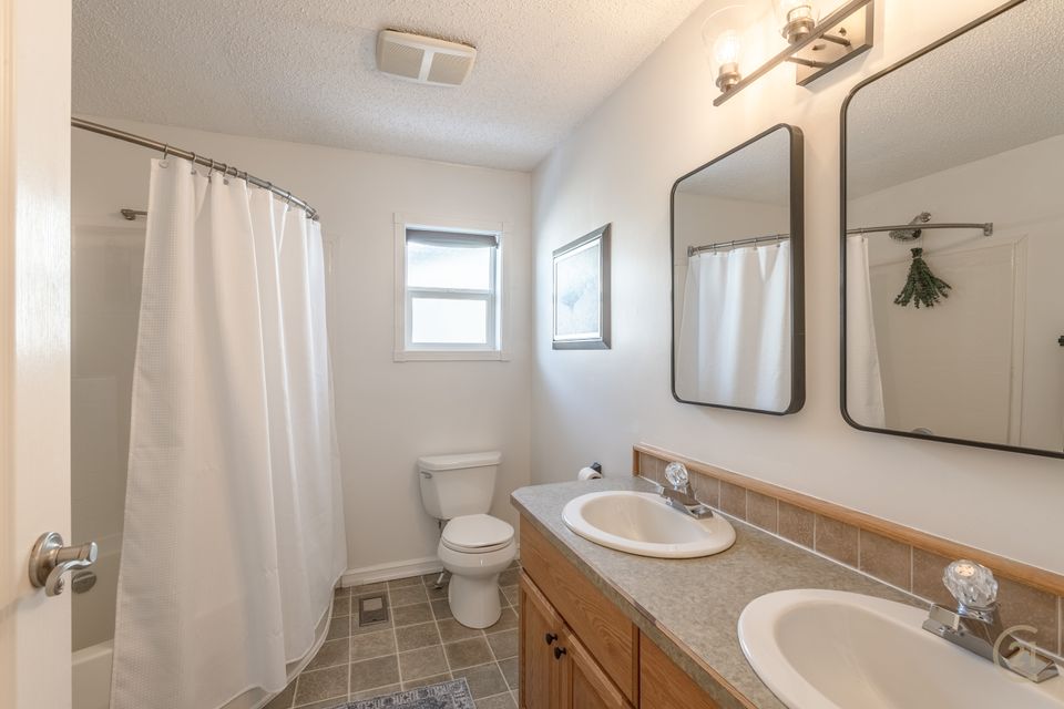 147-haener-drive-hdr-19 at 147 Haener Drive, Niven, Yellowknife