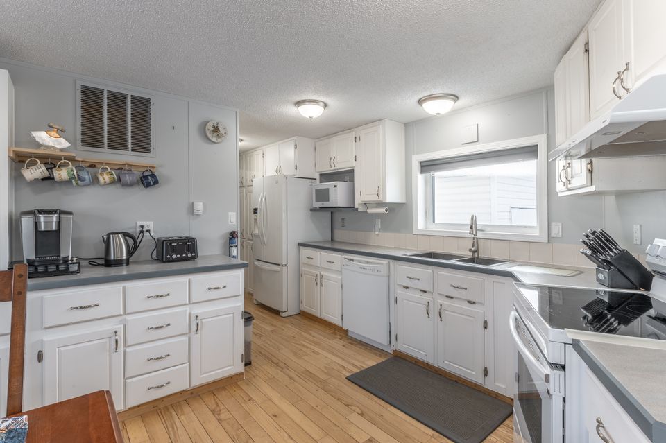 126-herriman-road-hdr-7 at 126 Herriman Road, Range Lake, Yellowknife