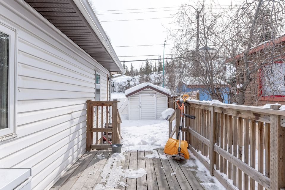 4205-49a-trails-end-hdr-10 at 4205 49a Avenue, Downtown, Yellowknife