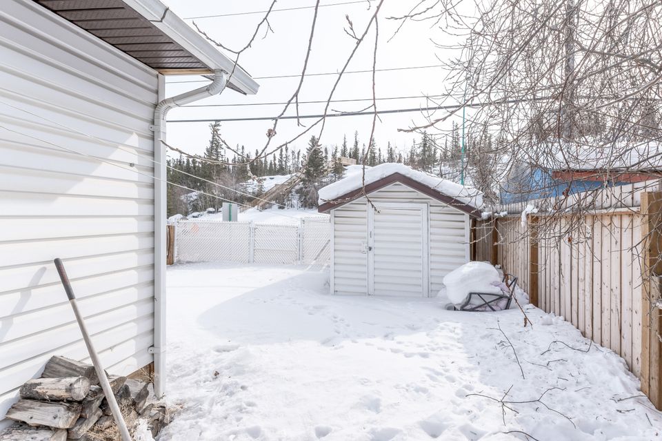 4205-49a-trails-end-hdr-12 at 4205 49a Avenue, Downtown, Yellowknife