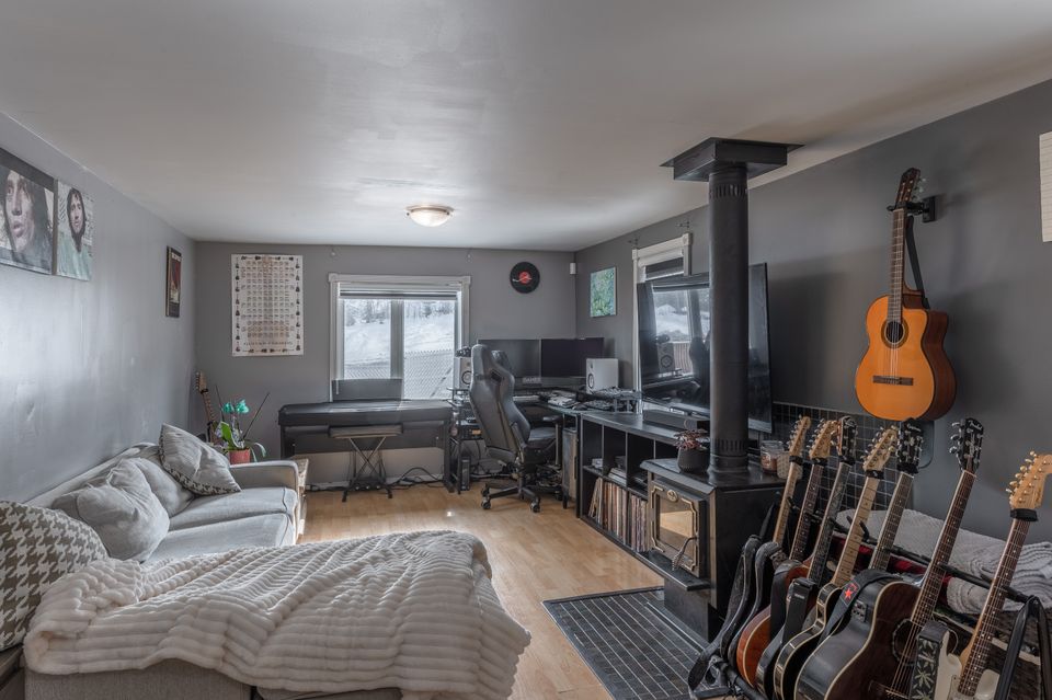 4205-49a-trails-end-hdr-2 at 4205 49a Avenue, Downtown, Yellowknife