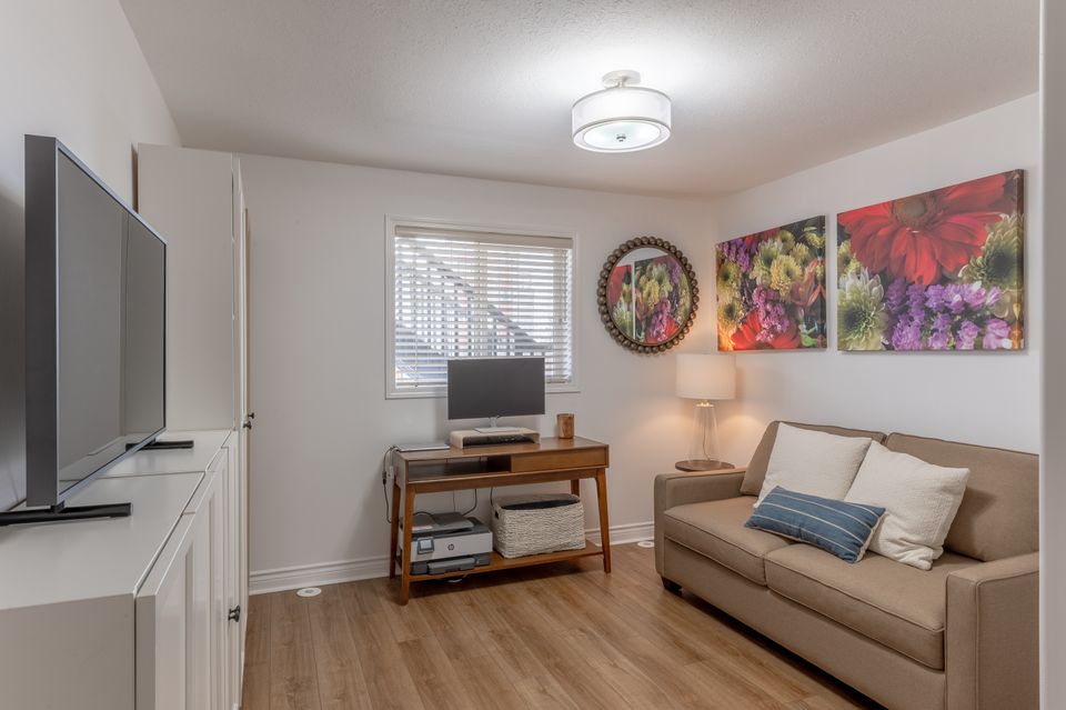 1-4924-43rd-street-hdr-15 at 1 4924 43rd Street, Downtown, Yellowknife