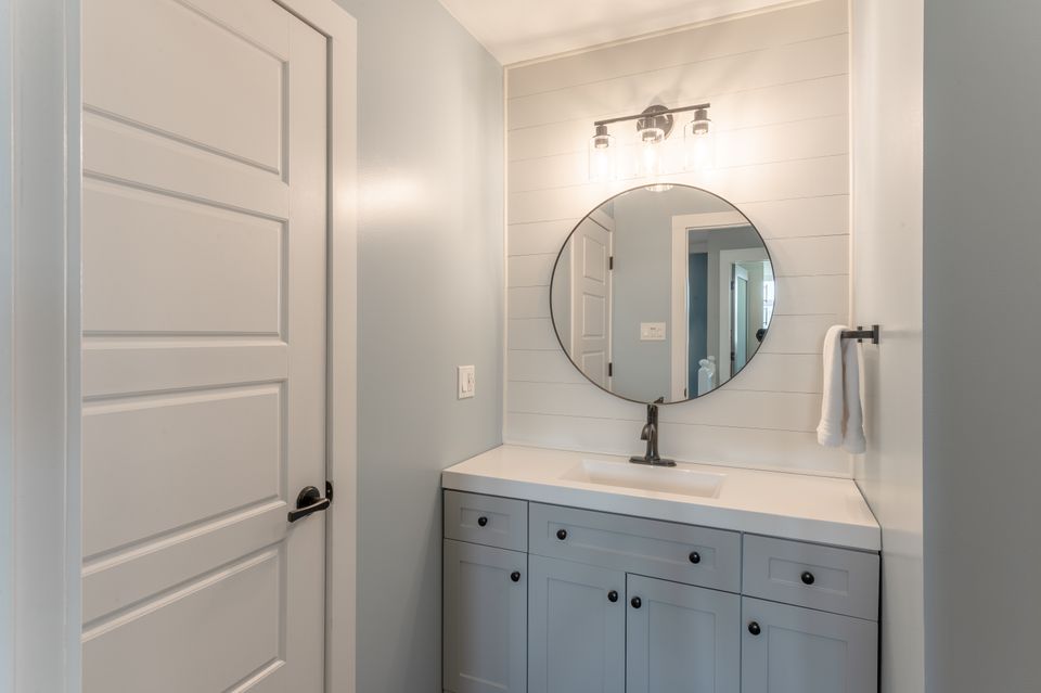 6208-finlayson-drive-north-hdr-23 at 6208 Finlayson Drive, Frame Lake, Yellowknife