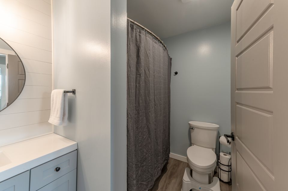 6208-finlayson-drive-north-hdr-24 at 6208 Finlayson Drive, Frame Lake, Yellowknife