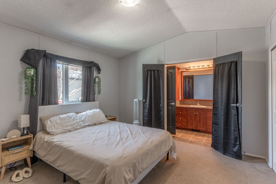 3-rycon-place-hdr-15 at 3 Rycon Place, Con Area, Yellowknife