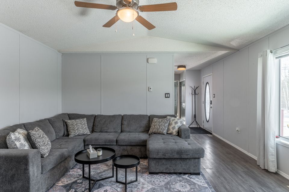 3-rycon-place-hdr-3 at 3 Rycon Place, Con Area, Yellowknife