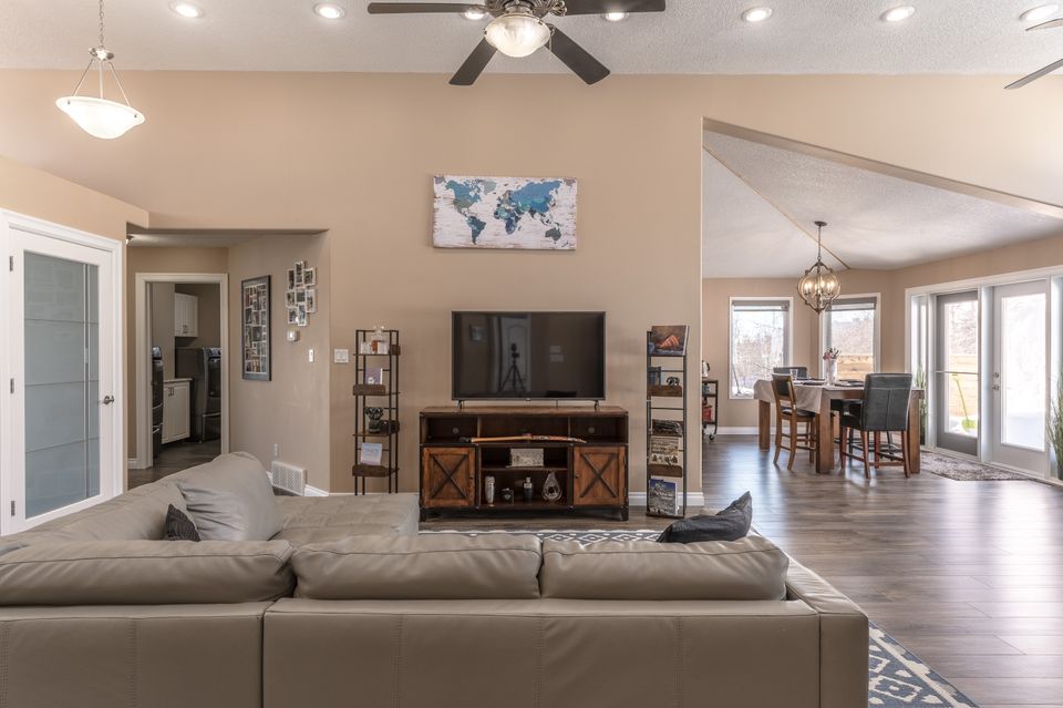 9-ballantyne-court-hdr-14 at 9 Ballantyne Court, Niven, Yellowknife