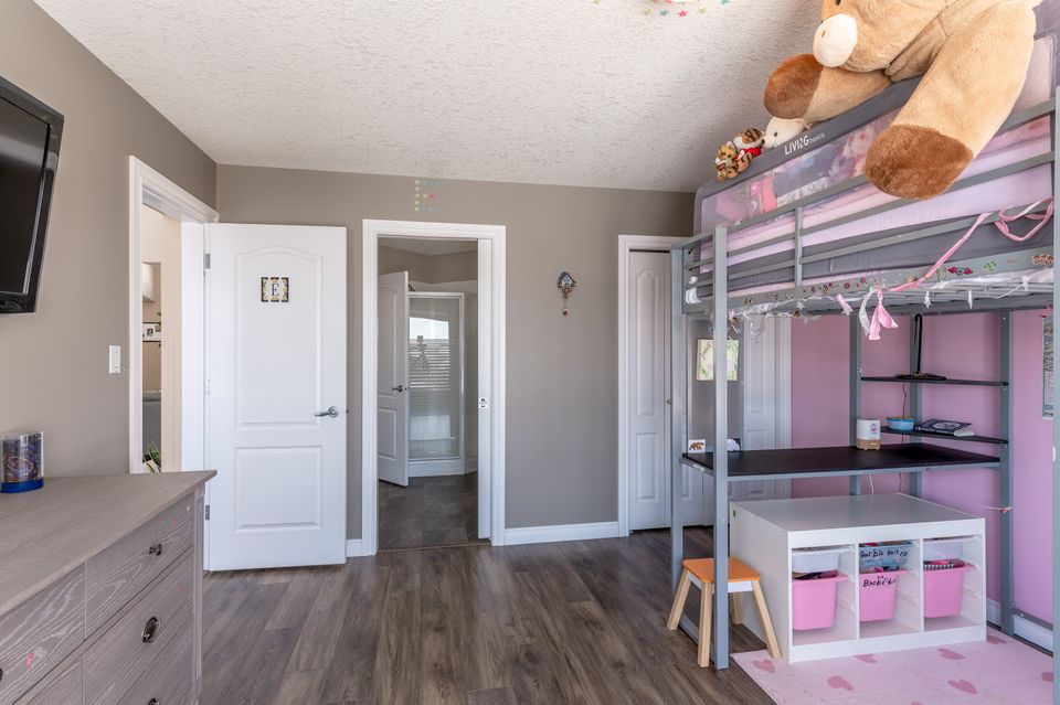 9-ballantyne-court-hdr-34 at 9 Ballantyne Court, Niven, Yellowknife