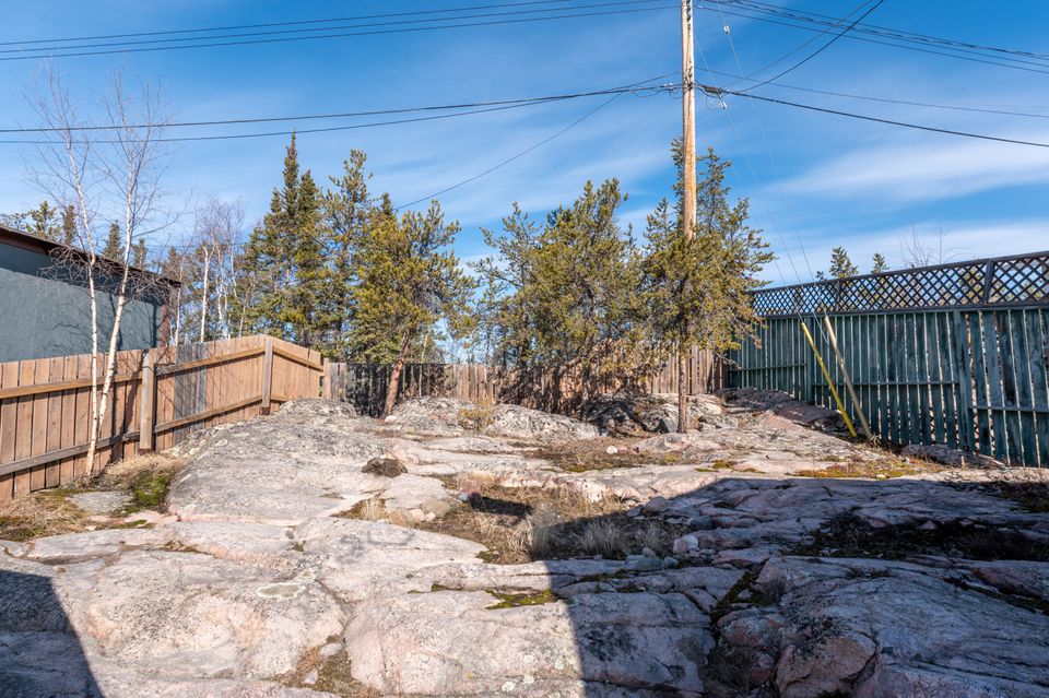 35-mandeville-drive-hdr-19 at 35 Mandeville Drive, Frame Lake, Yellowknife