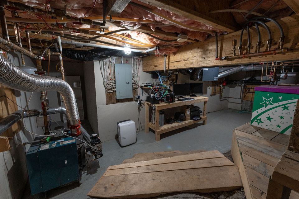 Crawlspace 1 at B - 107 Driscoll Road, Niven, Yellowknife