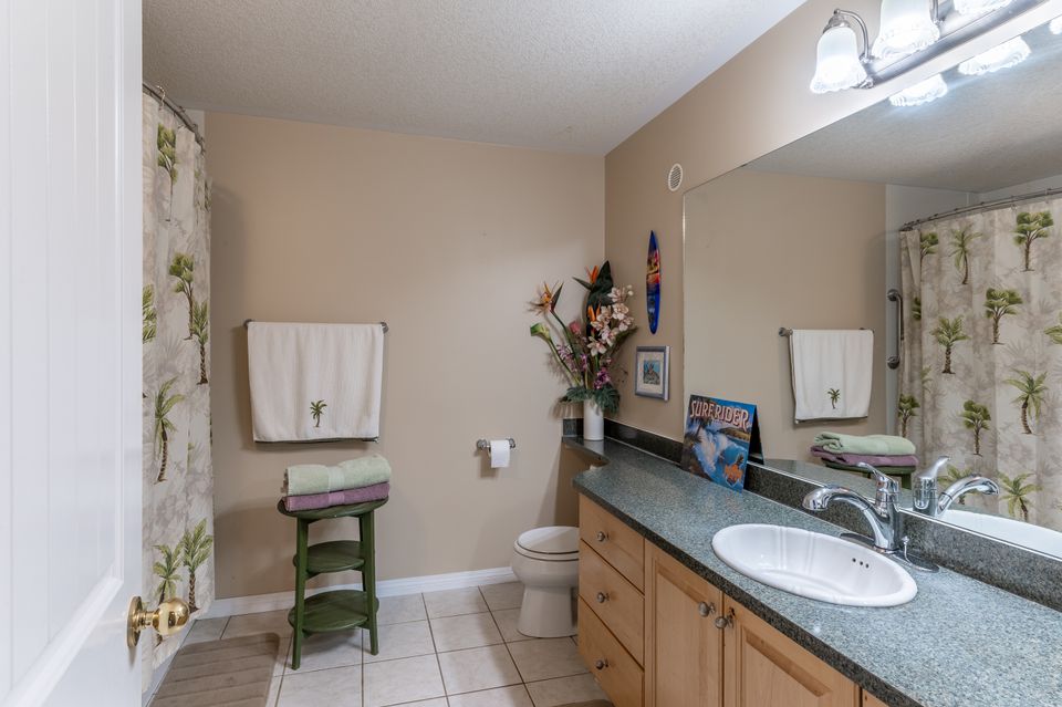 Main Bathroom 2 at B - 107 Driscoll Road, Niven, Yellowknife