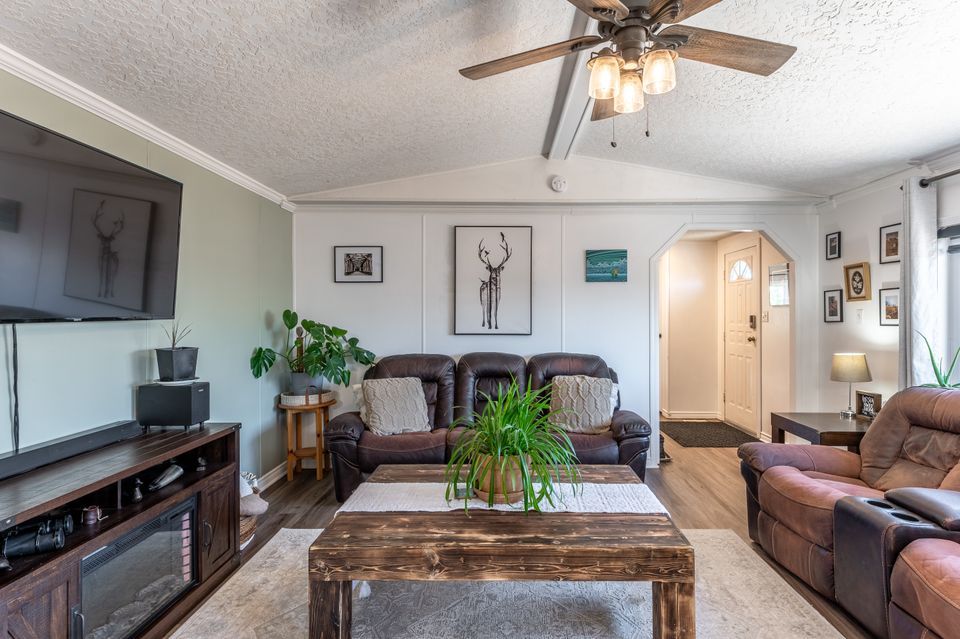 166-wilkinson-crescent-hdrr-5 at 166 Wilkinson Crescent, Range Lake, Yellowknife