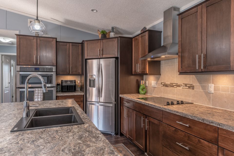 174-hall-crescent-hdr-14 at 174 Hall Crescent, Lakeshore, Yellowknife