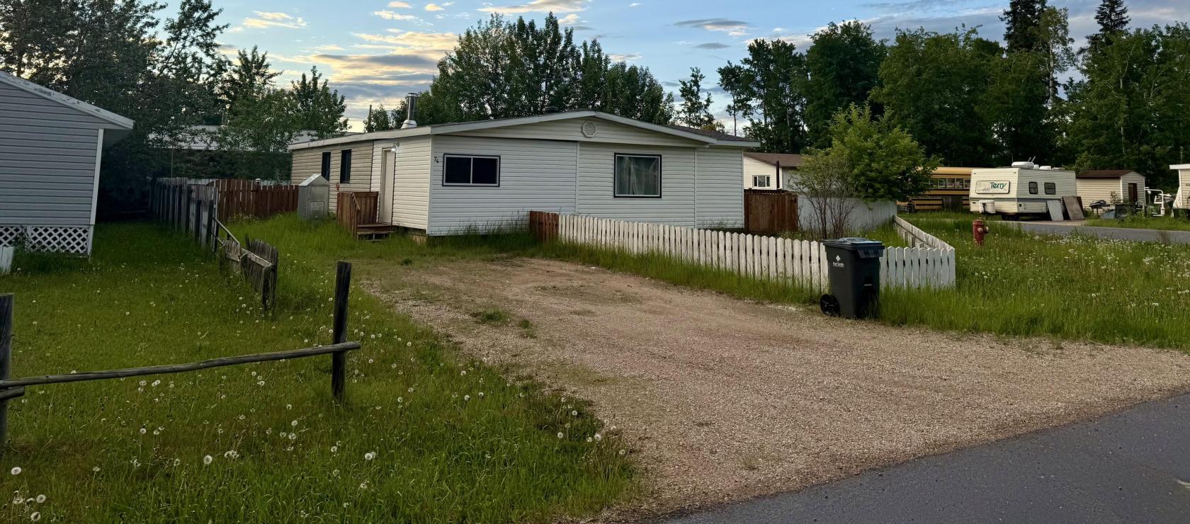 24 Caribou Crescent, Fort Smith 2