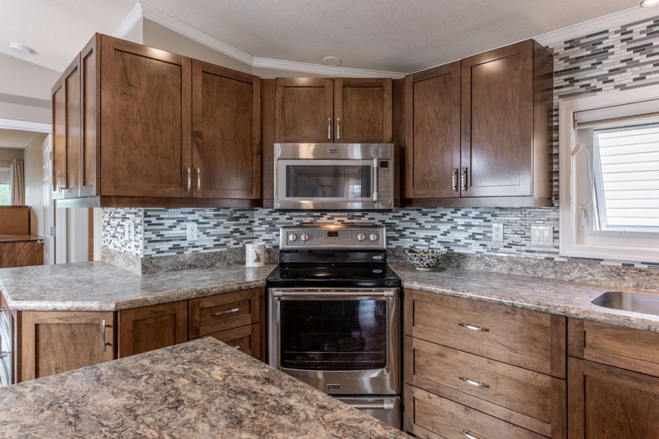 202-borden-drive-hdr-3 at 202 Borden Drive, Range Lake, Yellowknife