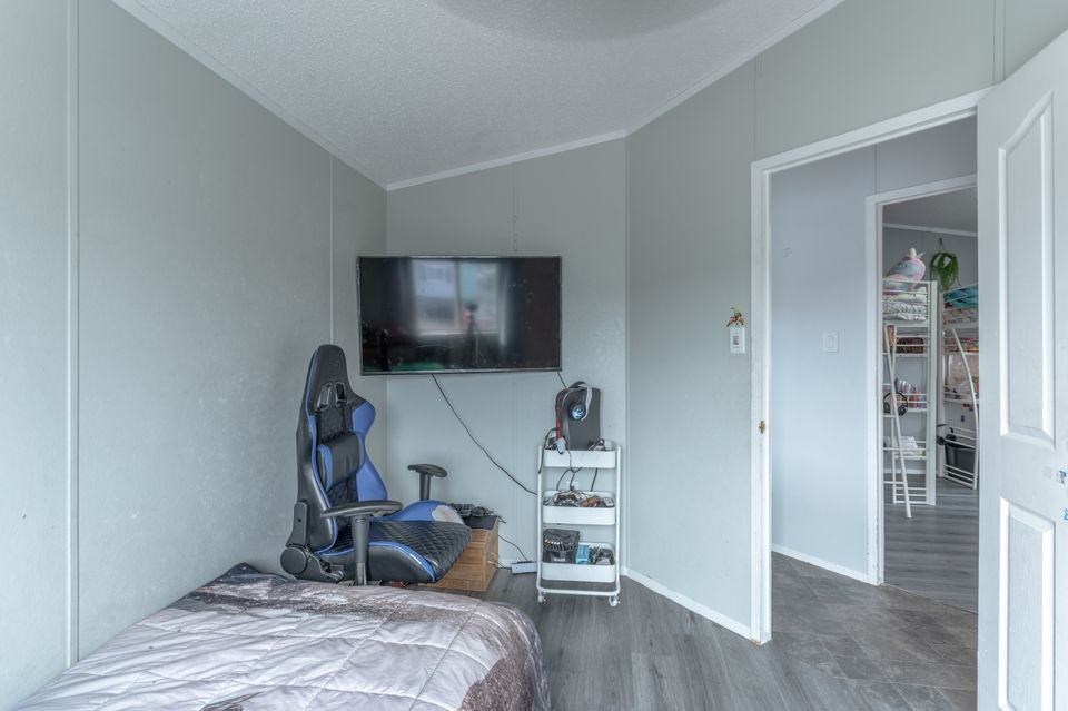 106-demelt-crescent-hdr-12 at 106 Demelt Crescent, Range Lake, Yellowknife
