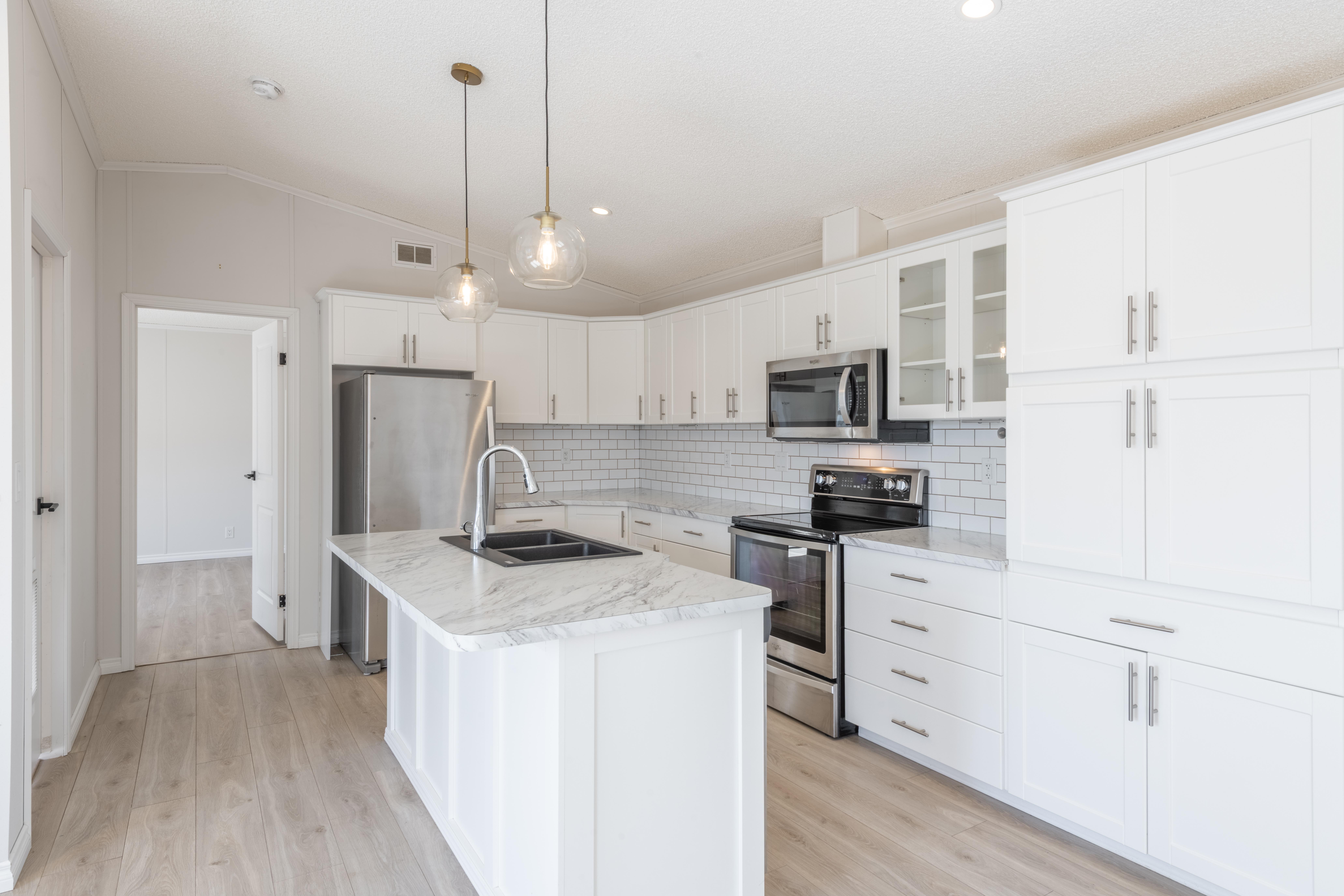 507 Hall Court, Lakeshore, Yellowknife 2