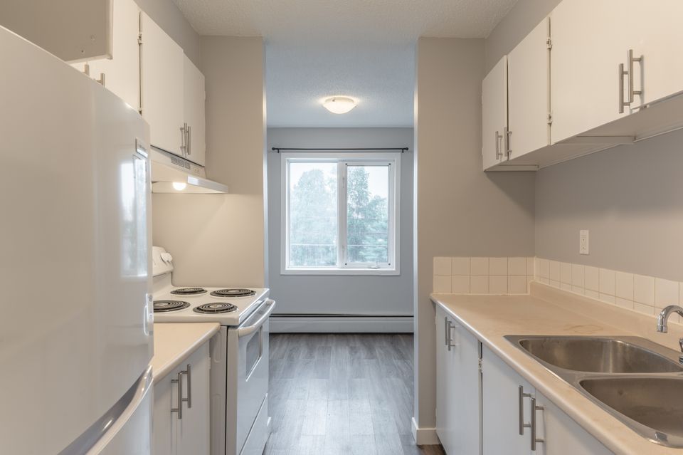 202-dorset-hdr-5 at 202 - 5123 53 Street, Downtown, Yellowknife