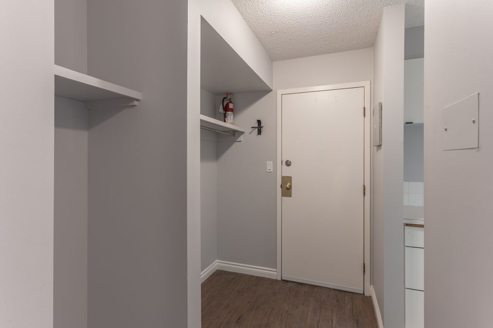 204-dorset-hdr-1 at 204 - 5124 53 Street, Downtown, Yellowknife